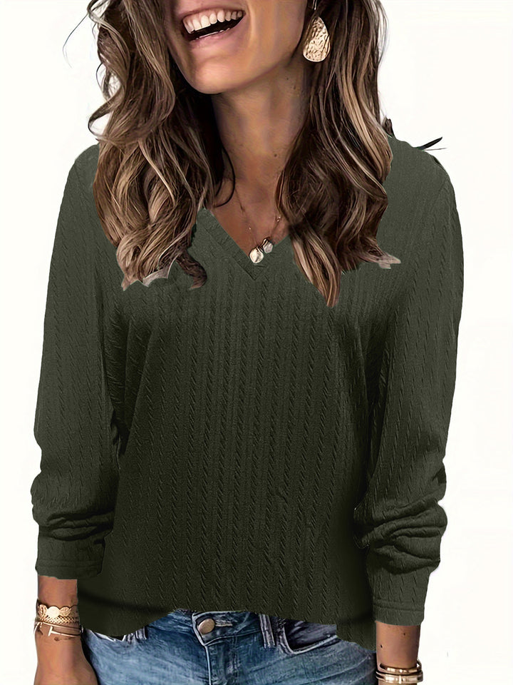 Women's fine knit long sleeve shirt with V-neck and cable pattern Mune Fashion