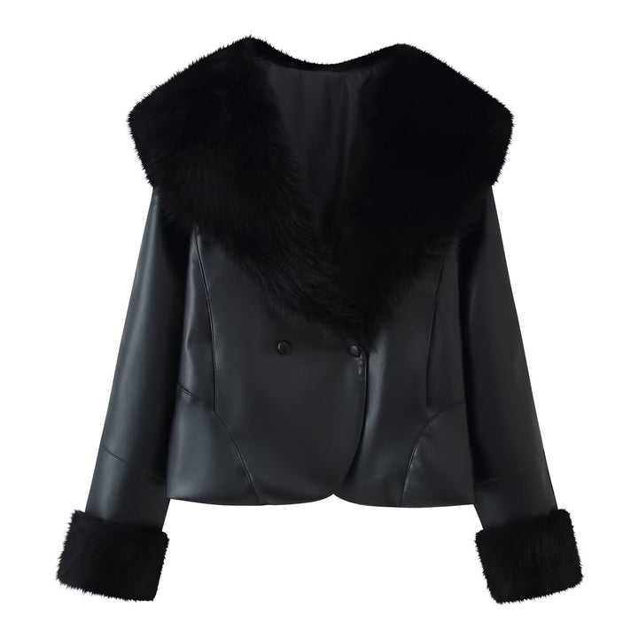 Women's short jacket made of synthetic leather with voluminous faux fur collar and fur cuffs Mune Fashion