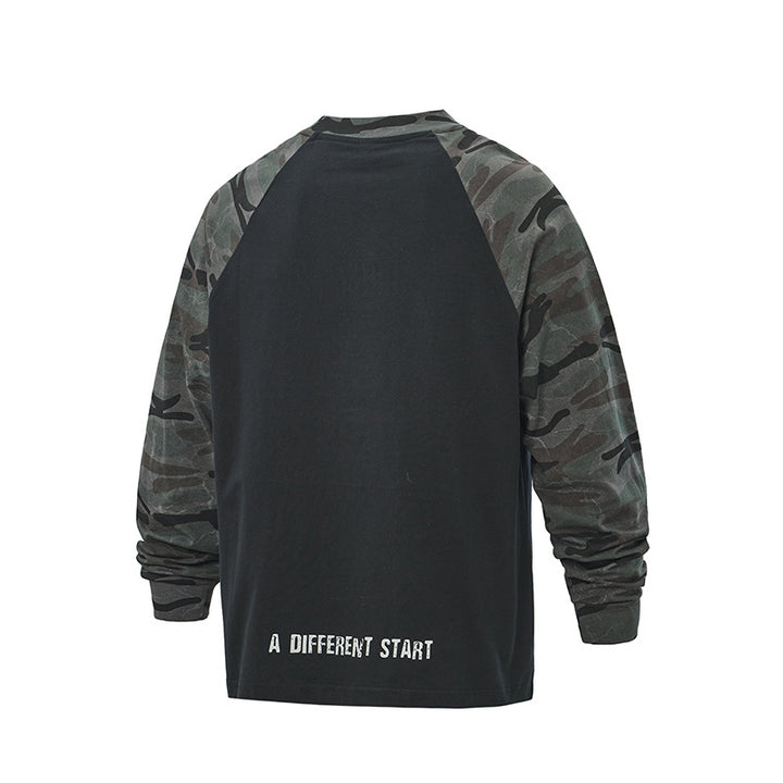 Unisex Oversize Sweatshirt with Camouflage Raglan Sleeves and Embossed Front Logo Mune Fashion