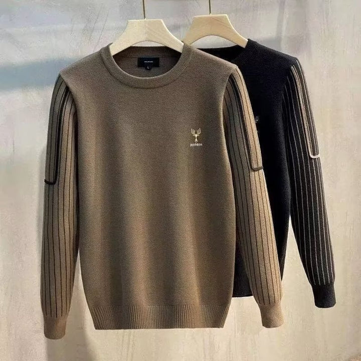 Men's fine-knit sweater with contrasting ribbed sleeves and embroidered stag logo Mune Fashion