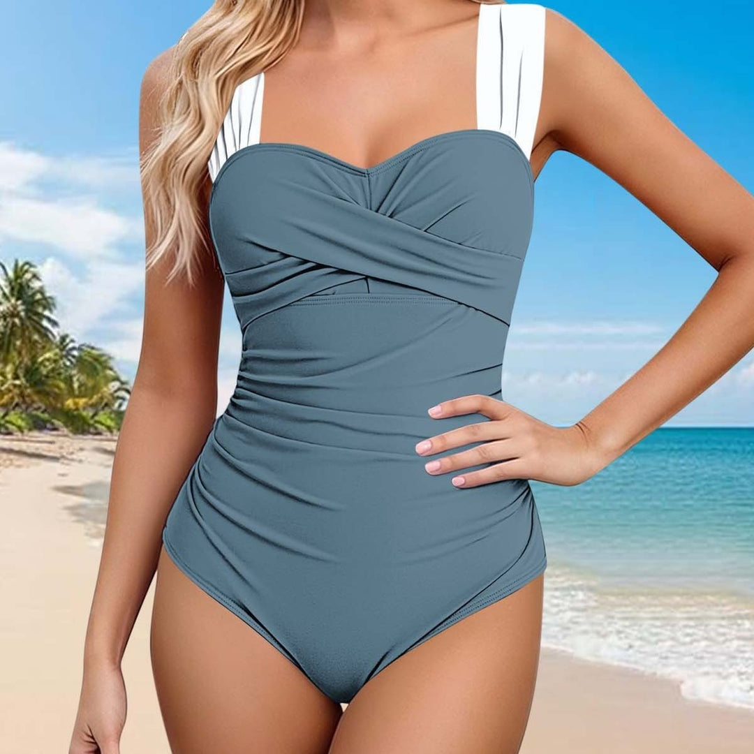 Women Classic One-Piece with Effective Gathering Mune Fashion
