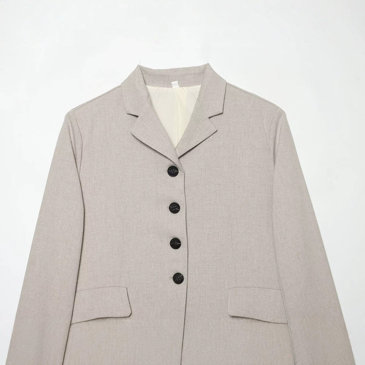 Women's short blazer in linen look with rounded hem and patch pockets Mune Fashion