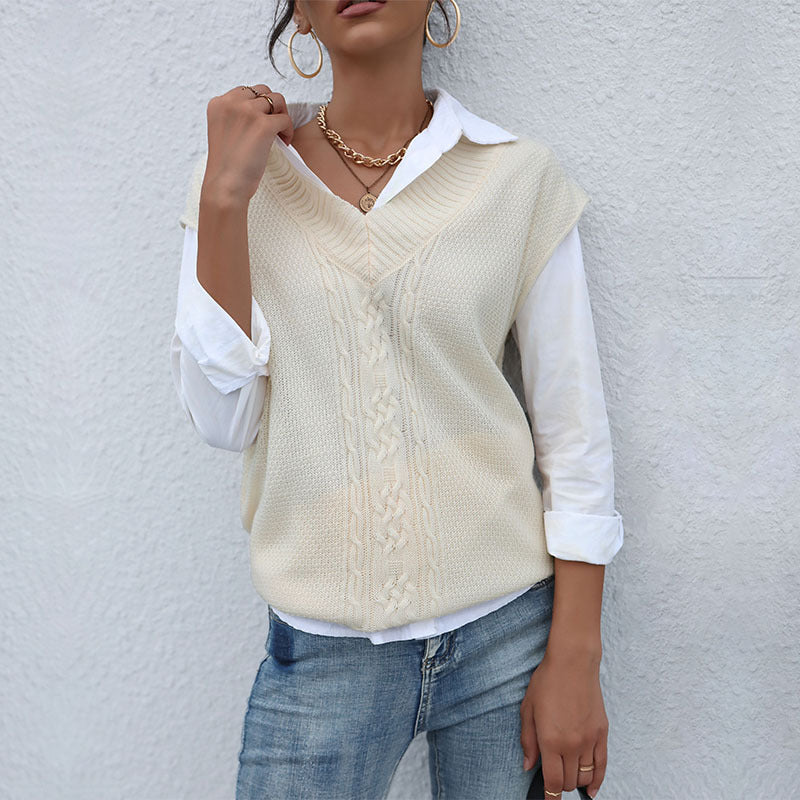 Ladies Long Knit Vest with Cable Pattern and V-Neck Mune Fashion