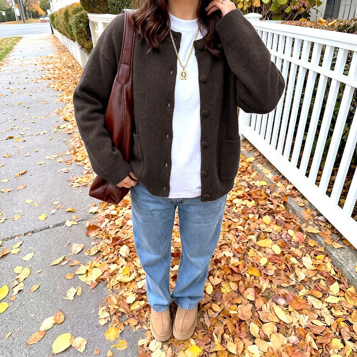 Ladies Fashionable Cardigan with Button Closure Mune Fashion