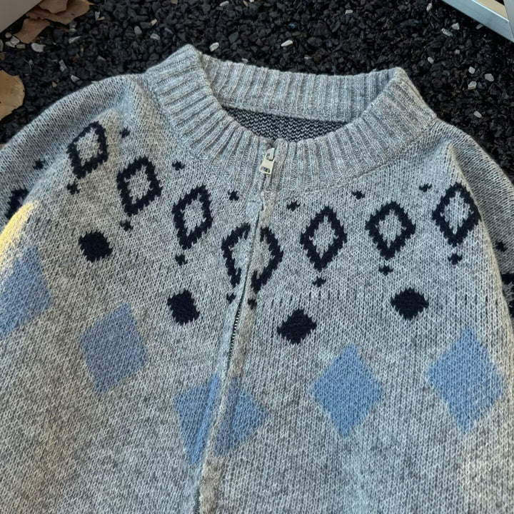 Unisex Chunky Knitted Norwegian Cardigan with Crew Neck, Full Zip and Jacquard Yoke Mune Fashion
