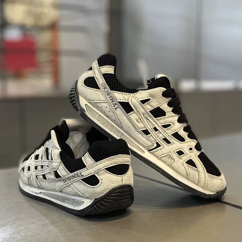 Men's Breathable Retro Running Sneaker with Mesh and Suede Overlays Mune Fashion