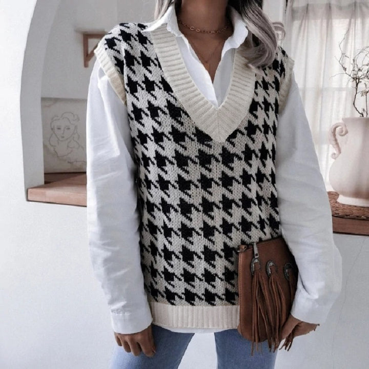 Women Oversized Knit Vest with Houndstooth Pattern and V-Neck Mune Fashion