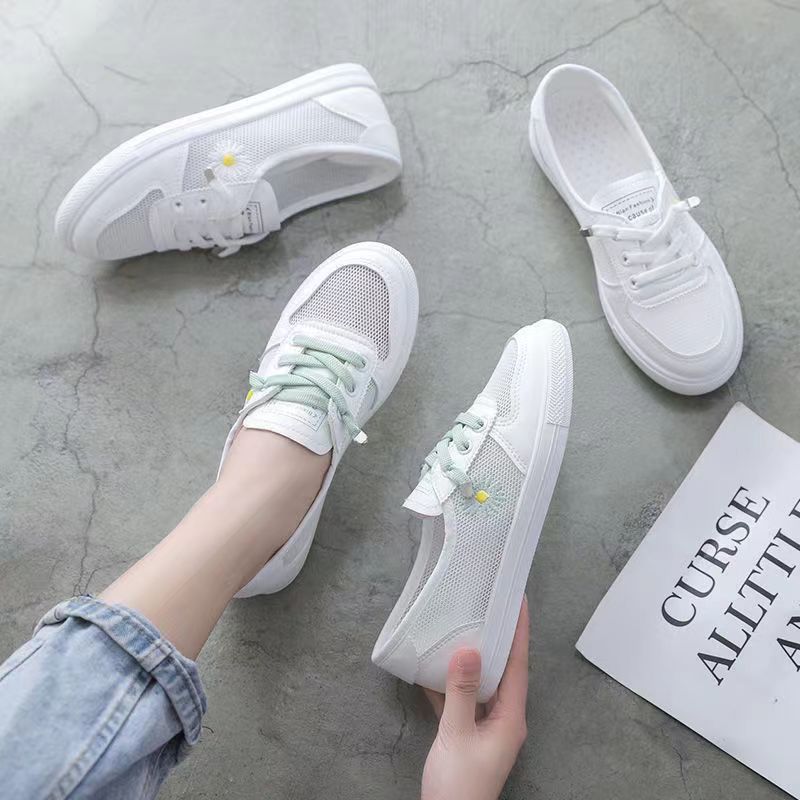 Women's casual sneakers with colorful floral pattern Mune Fashion