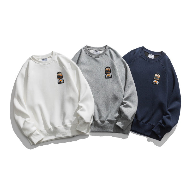 Unisex Oversize Sweatshirt with raglan sleeves and mountain patch Mune Fashion