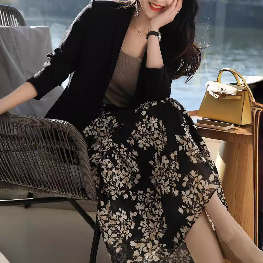 Women's Elegant Blazer with Fine Fabric Mune Fashion