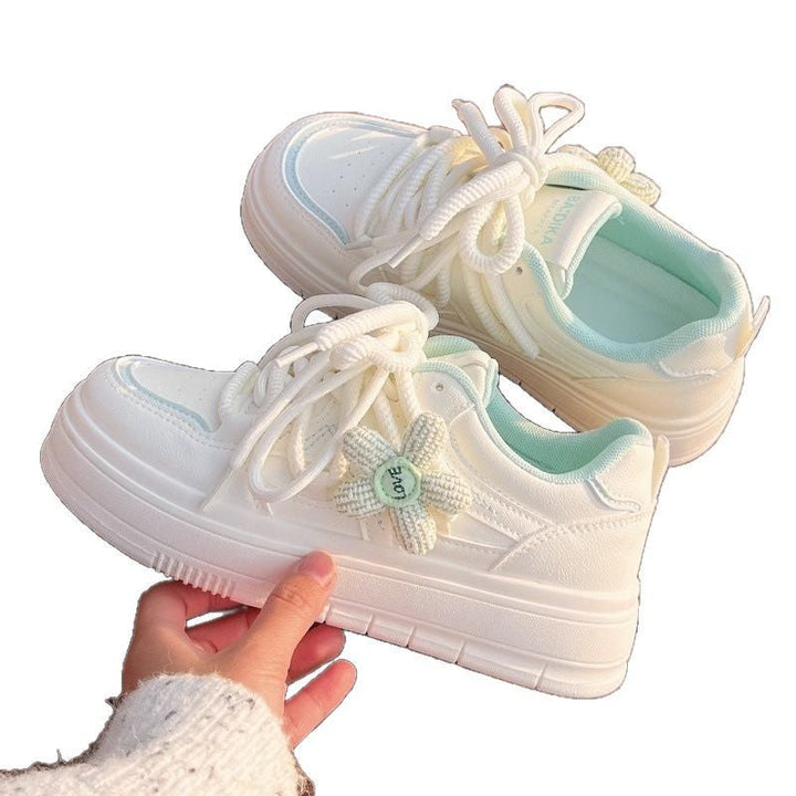 Women's Sporty Sneakers with Floral Application Design and Breathable Sole Mune Fashion