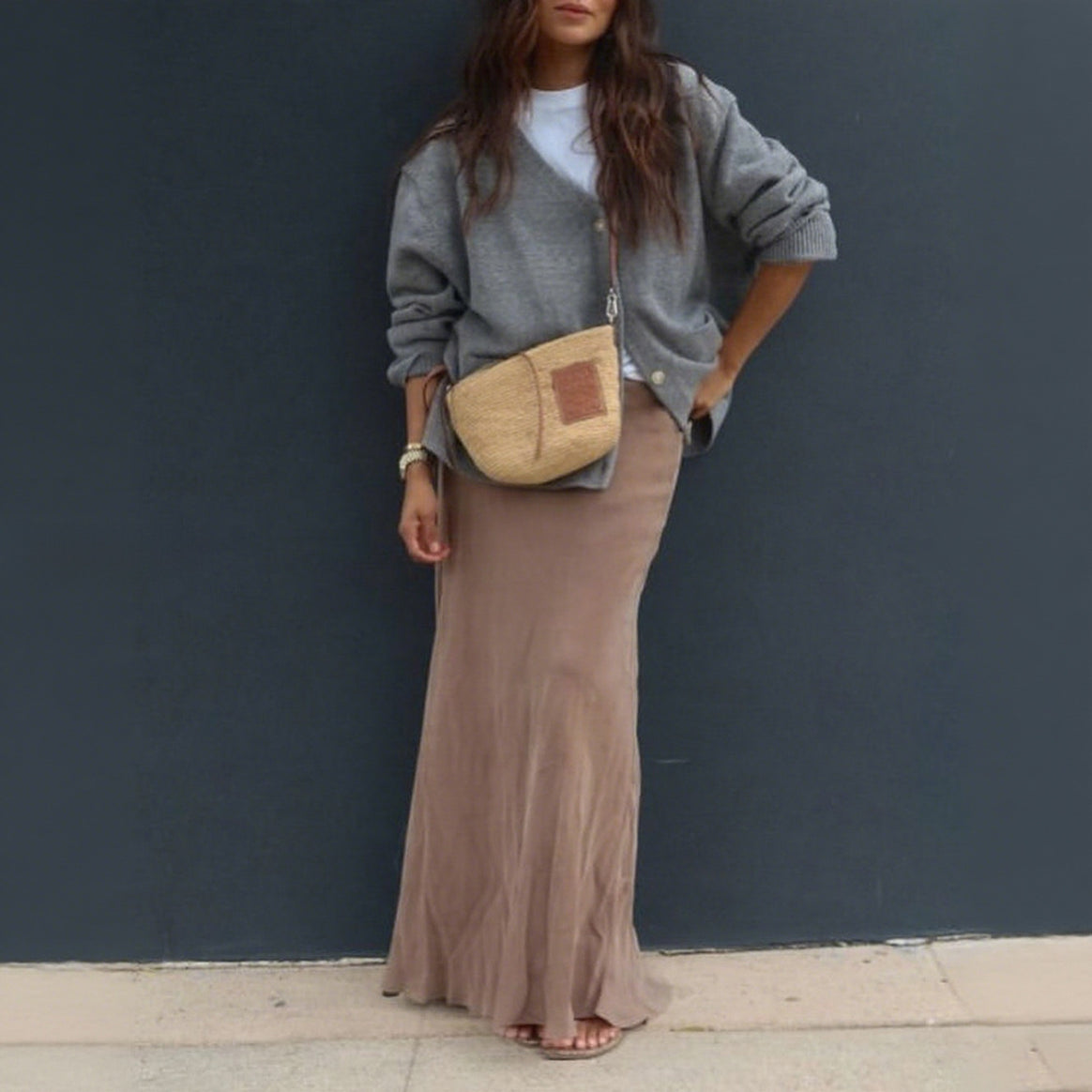 Women's elegant maxi skirt in bias cut with flowing satin look and slim silhouette Mune Fashion