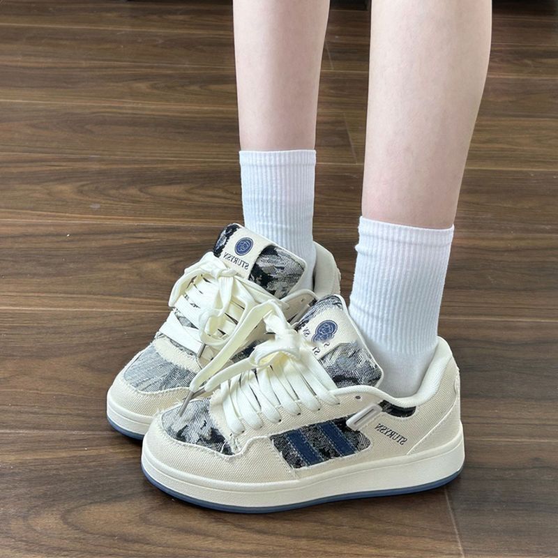 Women's sneakers in a casual denim look with woven design Mune Fashion