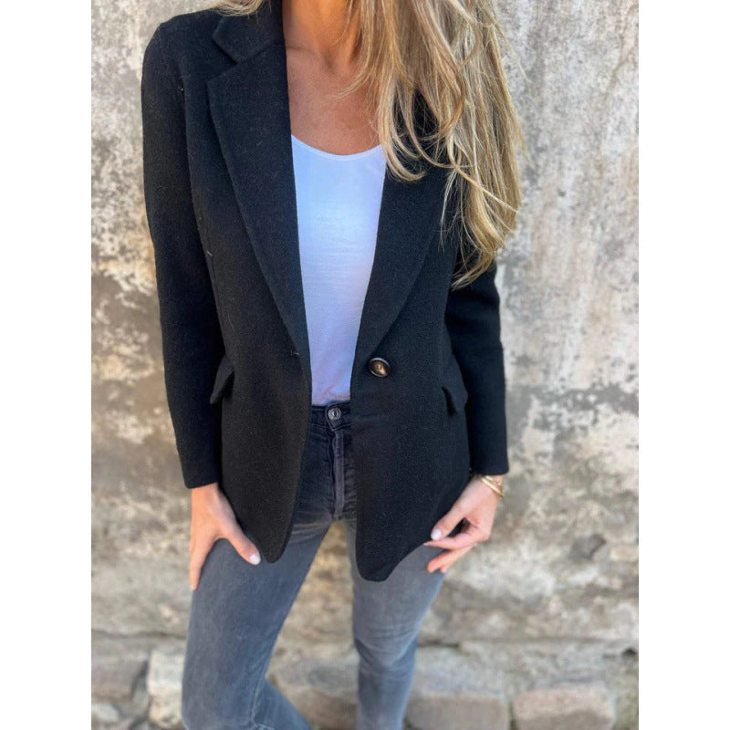 Women's boxy short coat in blazer look made of wool blend with falling lapel Mune Fashion