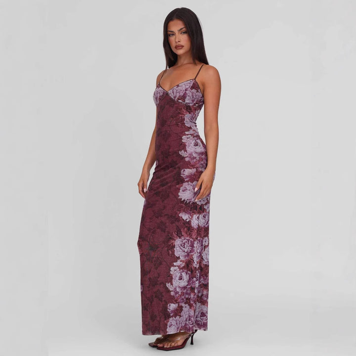 Women's body-hugging slip maxi dress with spaghetti straps, bodice seam, and floral-baroque digital print Mune Fashion