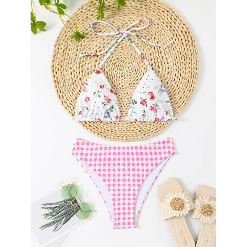 Women's bikini set with floral top and checked bottom Mune Fashion