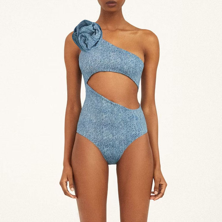 Women's bikini set with elegant ruffles and stylish overlay Mune Fashion