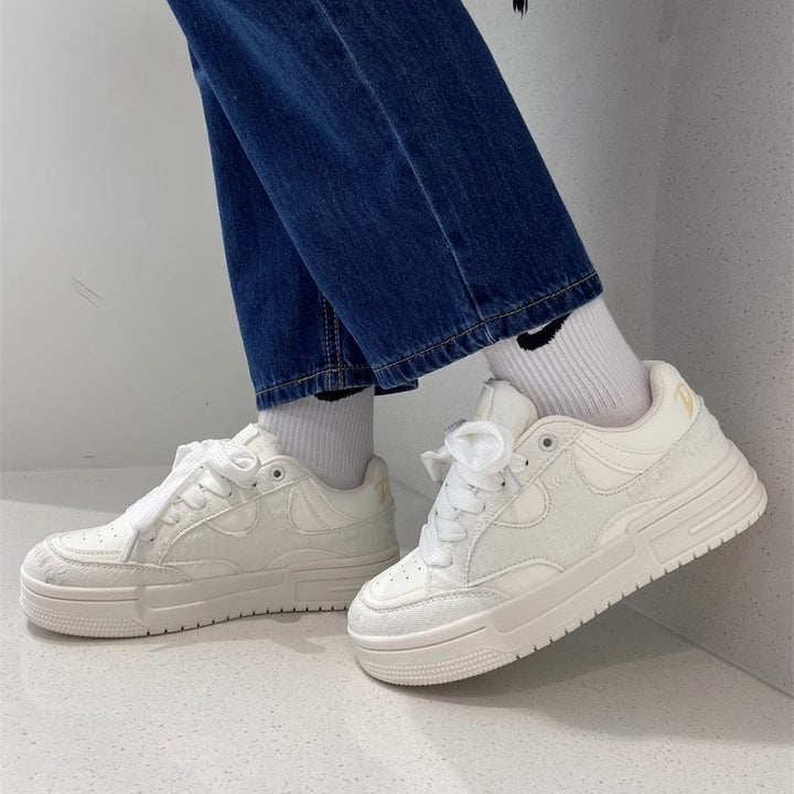 Women's sneakers with luxurious denim upper material and padded sole Mune Fashion