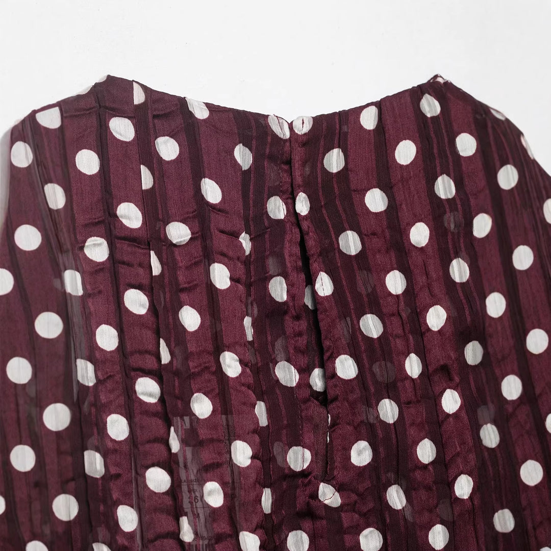 Women's Sleeveless Pleated Chiffon Blouse with Polka Dot Pattern and Waterfall Collar Mune Fashion