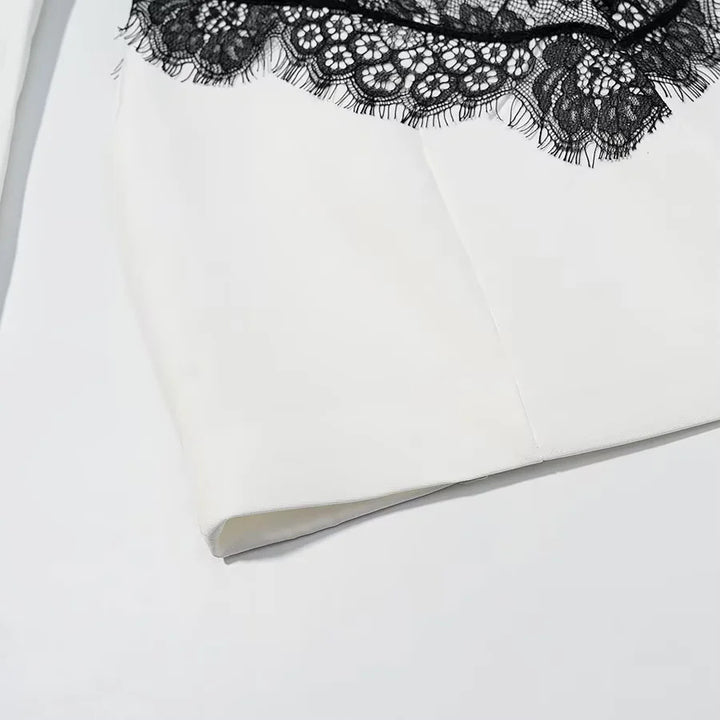 Women's blazer with integrated lace corset and fitted silhouette Mune Fashion