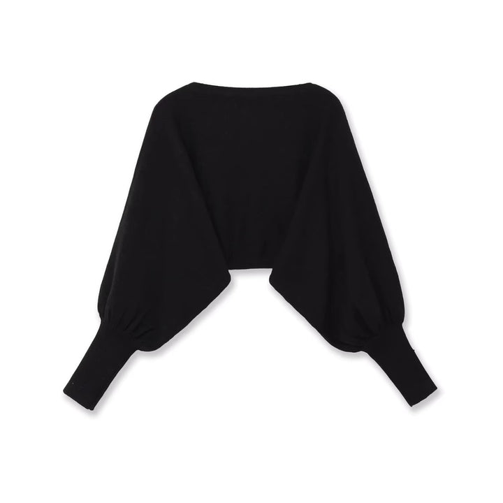 Ladies cropped bolero with wide batwing sleeves and long ribbed cuffs Mune Fashion