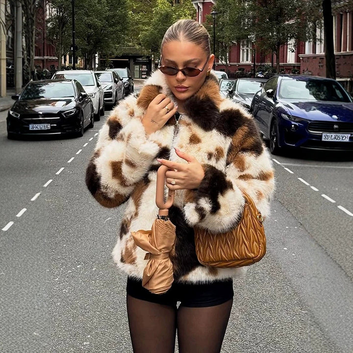 Women's Short Patchwork Faux Fur Jacket with Zipper and Boxy Silhouette Mune Fashion
