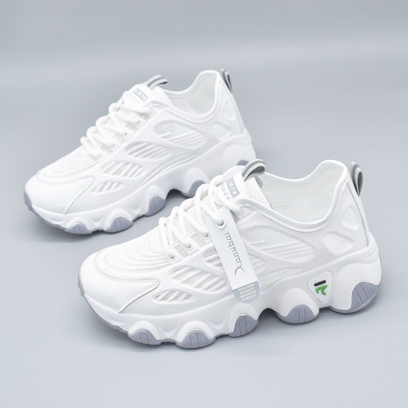 Women’s running sneakers with breathable surface structure and cushioning sole Mune Fashion
