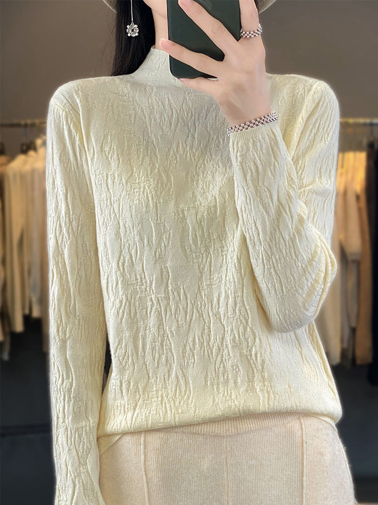 Women's Structured Fine Knit Sweater with Short Stand-Up Collar and Crinkle Look Mune Fashion