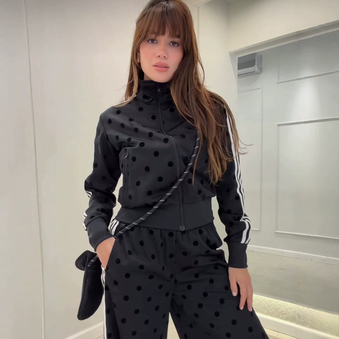 Women's dotted leisure tracksuit set made of cotton blend with zipper and elastic waistband Mune Fashion