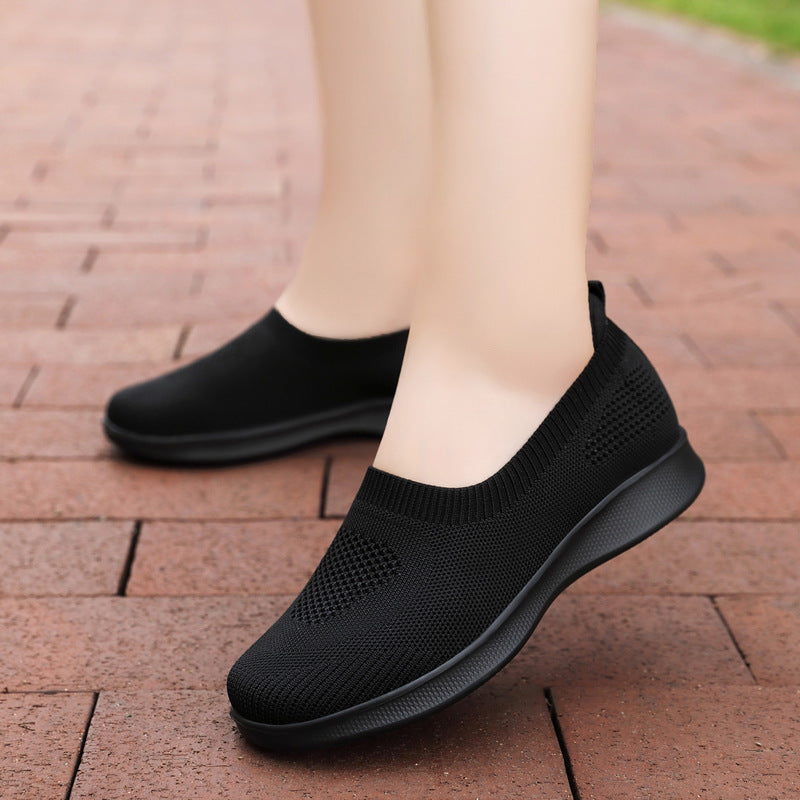 Women's seamless slip-on comfort shoe with elastic mesh upper and feather-light EVA outsole Mune Fashion
