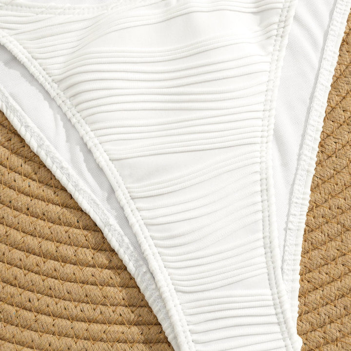 Women's Refined Bikini Set with Gold Details Mune Fashion