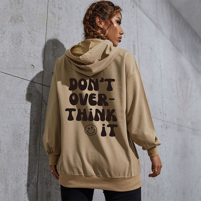 Women's hoodie with statement back print, oversized cut and ribbed cuffs Mune Fashion