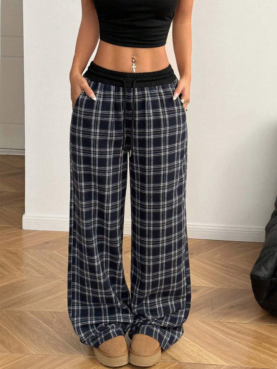 Women Checked Relaxed Pants with Wide Leg, Ribbed Waistband and Pockets Mune Fashion