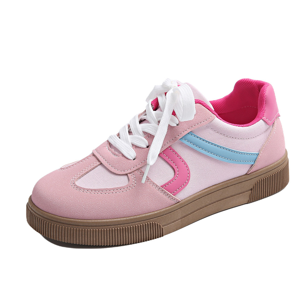 Women's low retro sneakers made of suede and textile mix with patterned rubber sole Mune Fashion