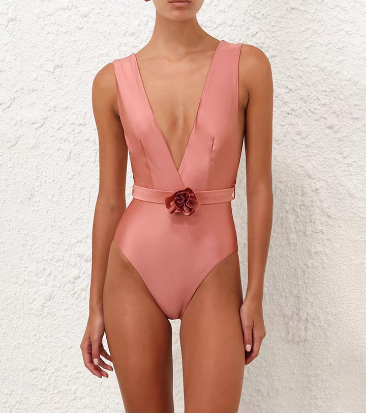 Women Elegant Swimsuit with Flower Appliqué Mune Fashion