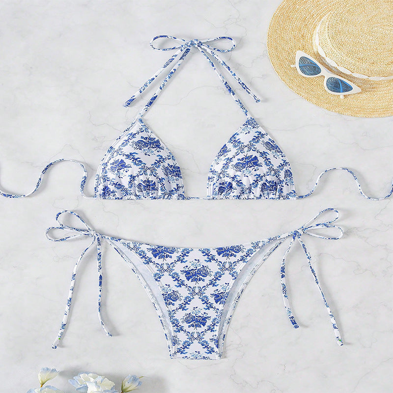Women Triangle Bikini with sophisticated flower pattern Mune Fashion
