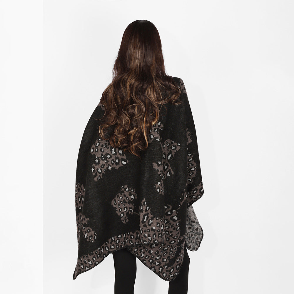 Women's wool look throw with woven leopard jacquard and open pointed edge Mune Fashion