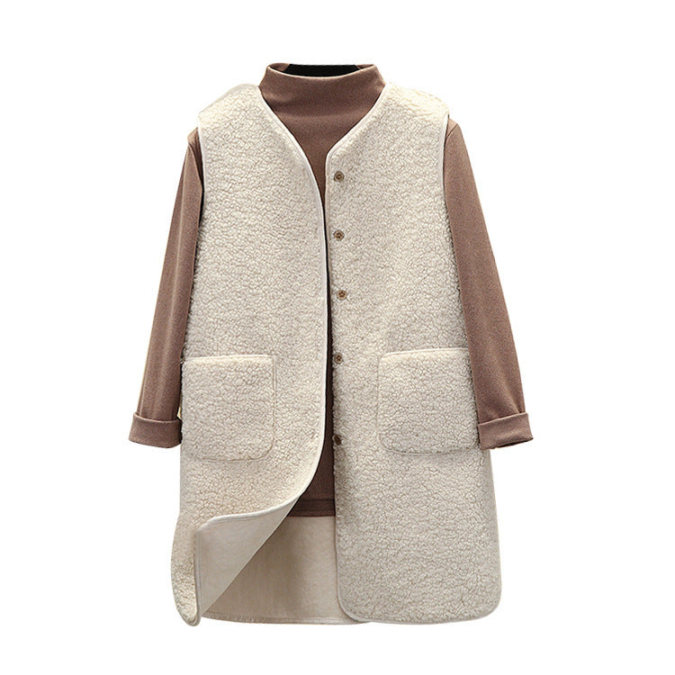 Women's long quilted teddy vest with button placket, soft brushed lining and large patch pockets Mune Fashion