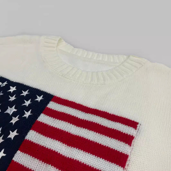 Women's Knitted Sweater with American Flag Motif Mune