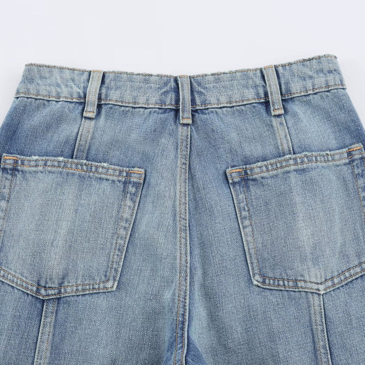 Women's cargo jeans with wide legs, high waist and patch thigh pockets Mune Fashion