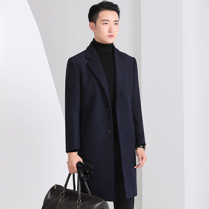 Men's Elegant Wool Coat with Classic Cut and Practical Pockets Mune