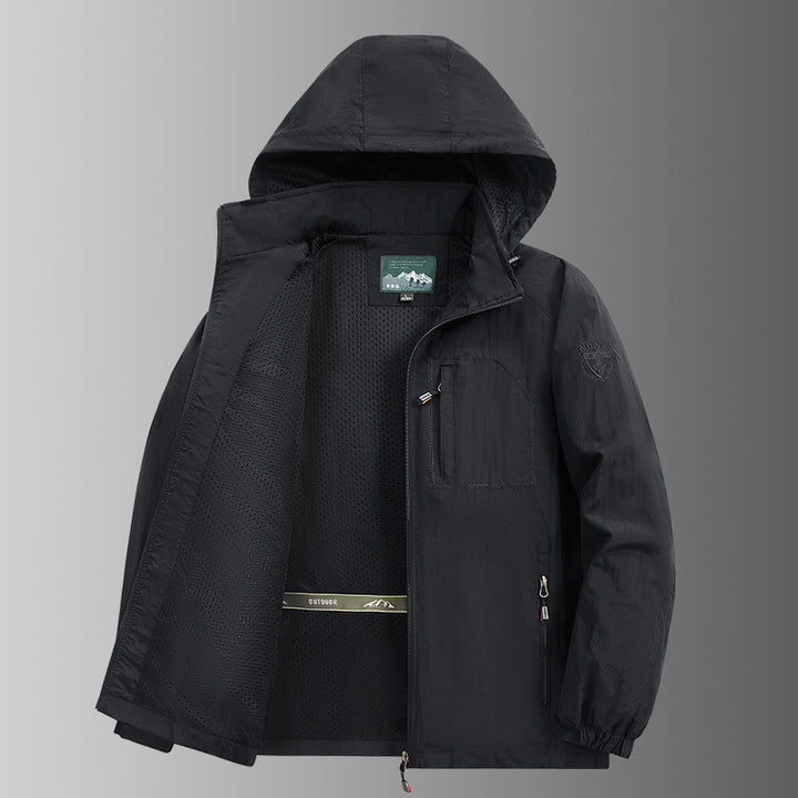 Men's lightweight and breathable outdoor jacket with hood Mune Fashion