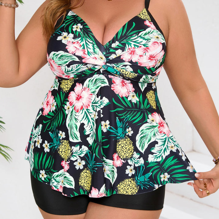 Women’s tankini with floral top and flattering cut Mune Fashion