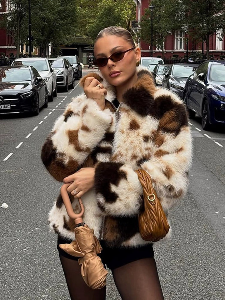 Women's Short Patchwork Faux Fur Jacket with Zipper and Boxy Silhouette Mune Fashion