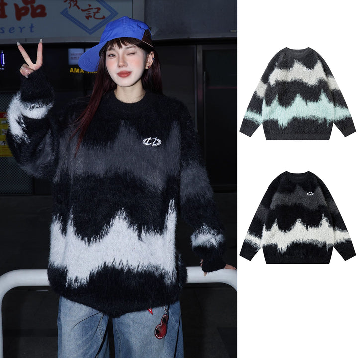Women Stylish Chunky Knit Sweater with Modern Wave Pattern Mune Fashion