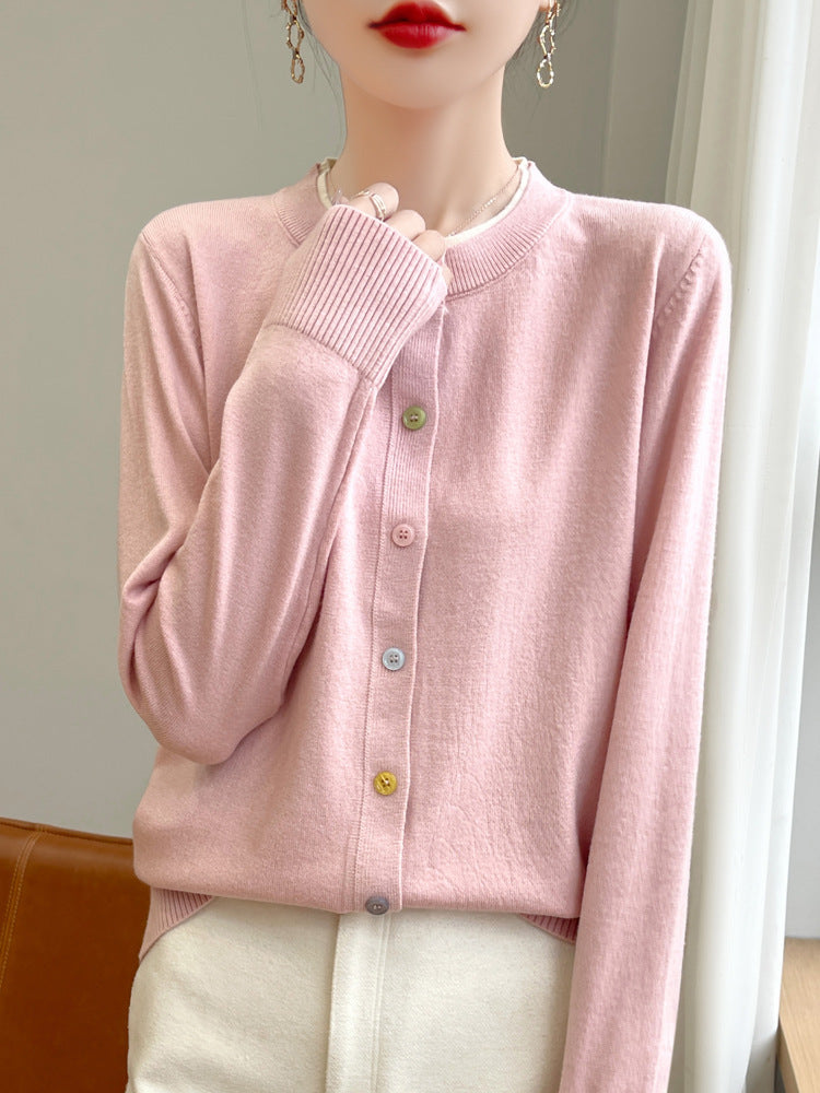 Women's Lightweight Fine Knit Cardigan with Round Neckline and Colorful Buttons Mune Fashion