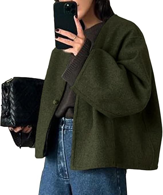 Women's cropped oversized wool jacket with boxy cut and single-button closure Mune Fashion