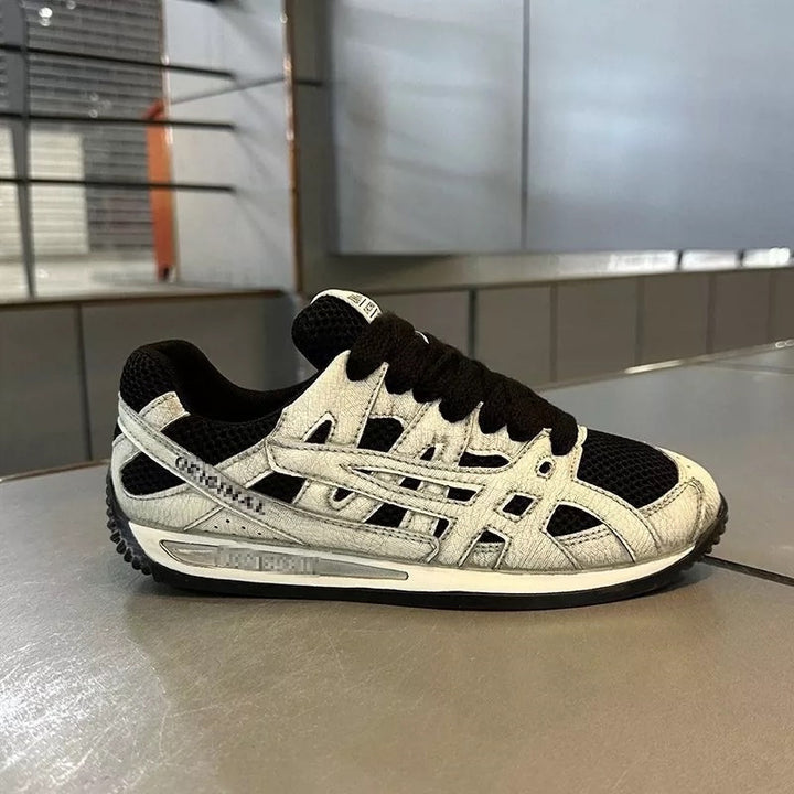 Men's Breathable Retro Running Sneaker with Mesh and Suede Overlays Mune Fashion