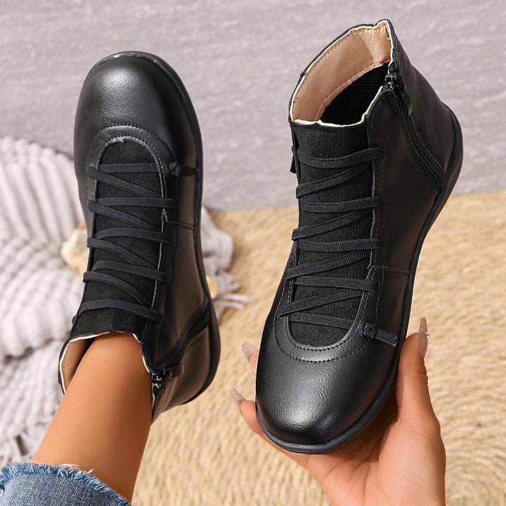 Women's sporty ankle-high lace-up ankle boots with side zipper and flexible rubber sole Mune Fashion