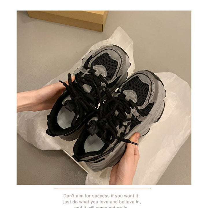 Ladies sneakers in urban chunky style with breathable mesh surface and comfortable cushioning Mune Fashion